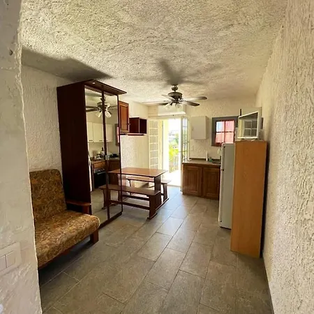 Apartmán A 23 M² Avec Terrasse Priveec Linguizzetta