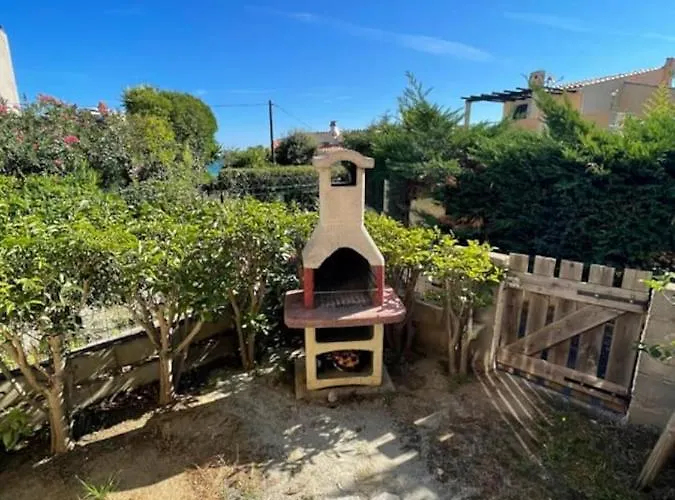 à 23 M² Avec Terrasse Privéec * Linguizzetta