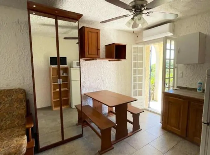 Appartement A 23 M² Avec Terrasse Priveec *