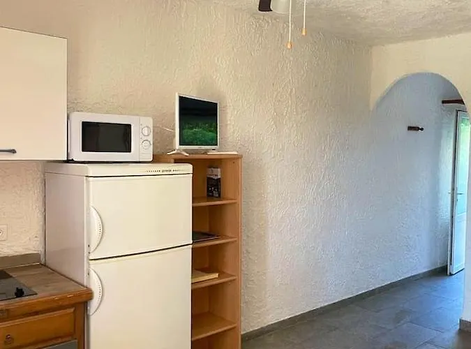 A 23 M² Avec Terrasse Priveec Appartement Linguizzetta